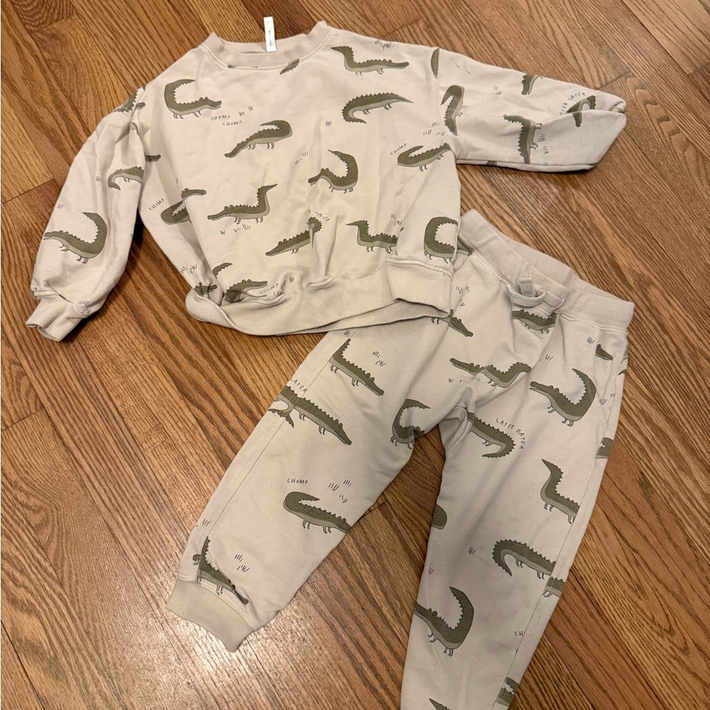 Rylee & Cru Later Gater matching sweat set size 2-3 year